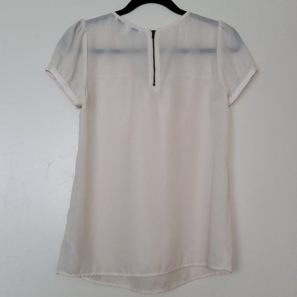 Forever 21 - Sheer Bow Front - Picture 2 of 2